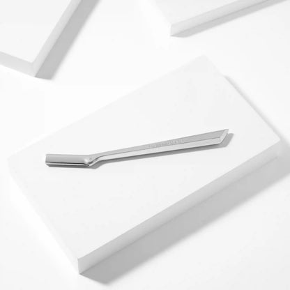 Facial Razor with Replacement Blades