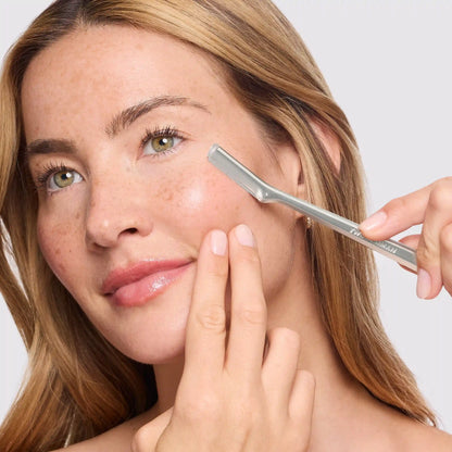 Facial Razor with Replacement Blades