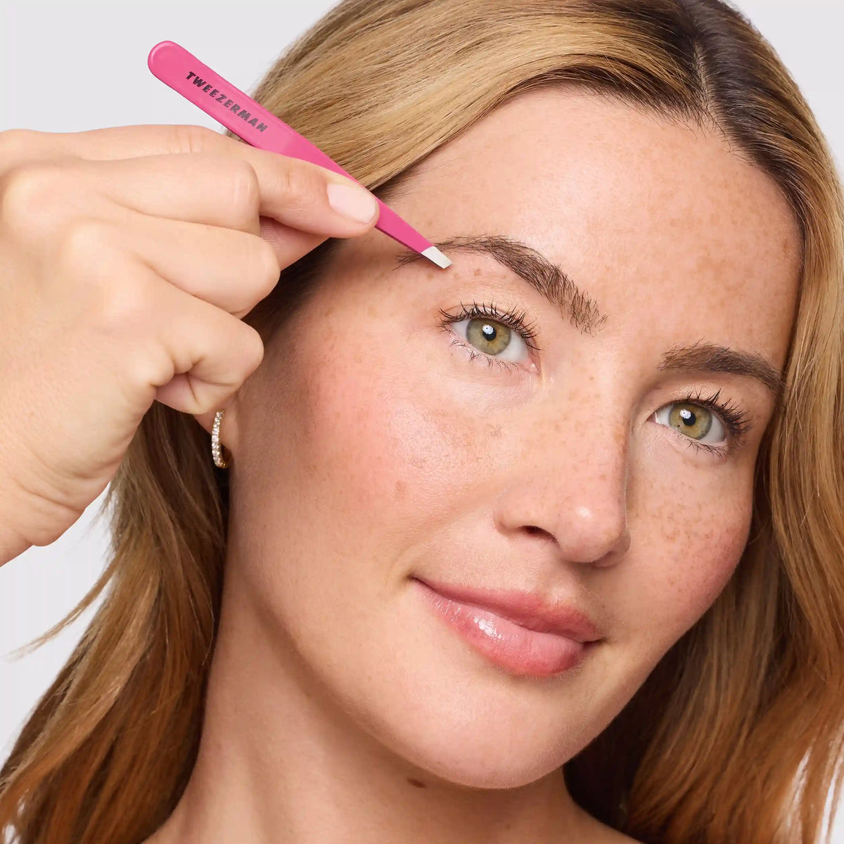 Pretty in Pink Slant Tweezer and Classic Lash Curler
