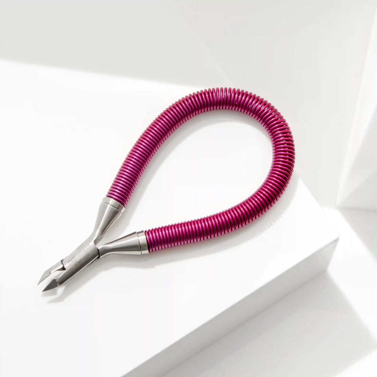 Grip And Snip Spiral Spring Cuticle Nipper