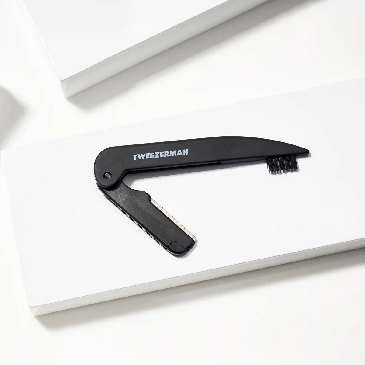 Precision Folding Razor